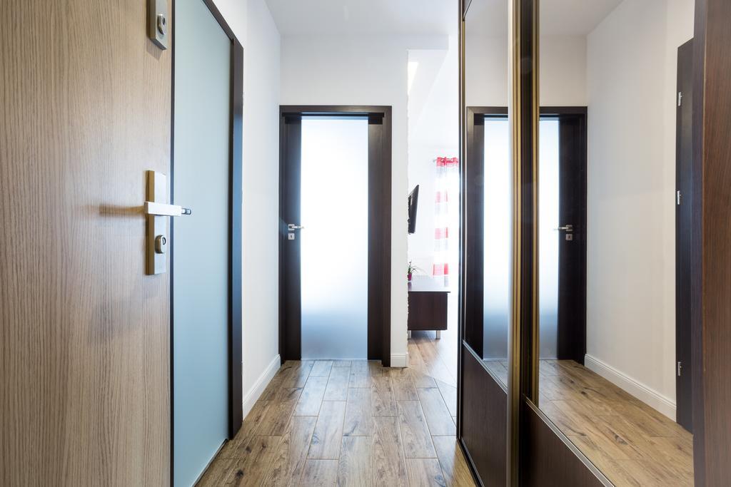 Julia Apartament *